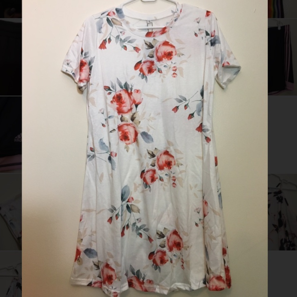 White floral short sleeve dress